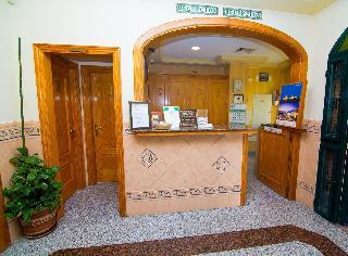 Гостиница Hostal Los Corchos