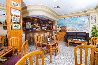 Гостиница Hostal Los Corchos