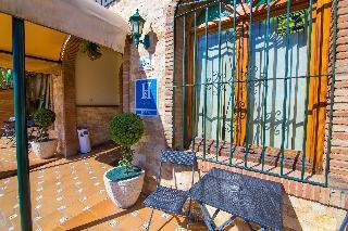 Гостиница Hostal Los Corchos