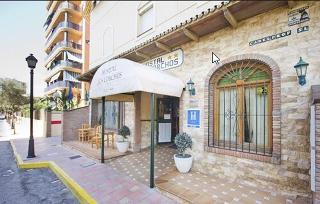 Гостиница Hostal Los Corchos