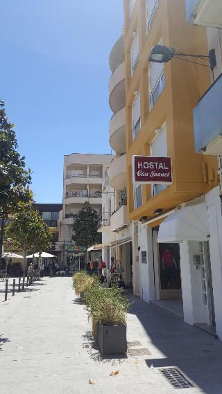 Гостиница Hostal Can Joanet