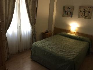 Гостиница Hostal Julian
