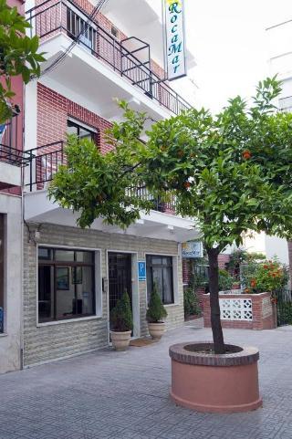 Гостиница Hostal Rocamar
