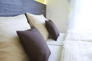 Гостиница Eee Hotel Traun