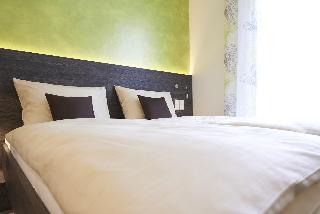 Гостиница Eee Hotel Traun