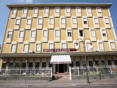 Hotel Excelsior