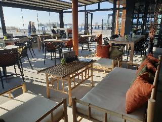 Гостиница Beach Hotel De Vigilante