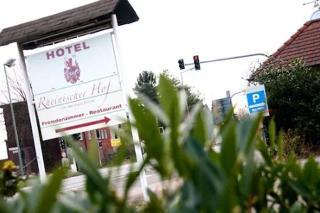 Гостиница Rheinischer Hof Dormagen