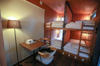 Hotel Tinys Yokohama Hinodecho - Campground