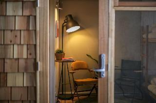 Hotel Tinys Yokohama Hinodecho - Campground