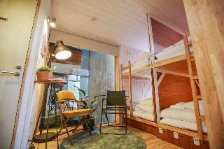 Hotel Tinys Yokohama Hinodecho - Campground