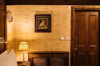 Гостиница The Whispering Pine Lodge