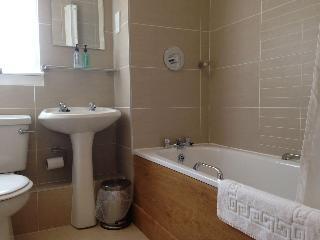 Caledonia Hotel