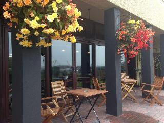 Caledonia Hotel