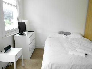 Hotel Kew Rooms