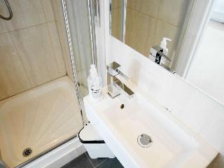 Hotel Kew Rooms