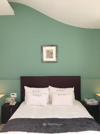Charmant Hotel