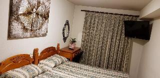 Гостиница Hostal Plaza