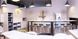 Гостиница Hola Hostal Eixample