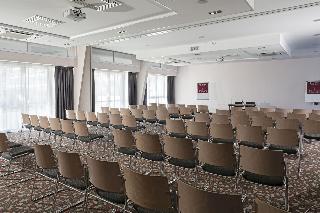 Гостиница Hotel & Spa Les Bains de Camargue by Thalazur