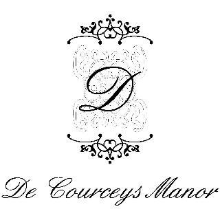 Гостиница De Courceys Manor Cottages