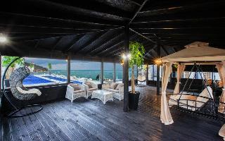 Hotel Bato Resort