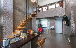 Hotel Bato Resort