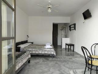 Гостиница Arellis Studios