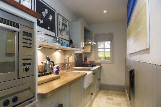 Гостиница Bootmenders B&B