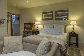 Гостиница Bootmenders B&B