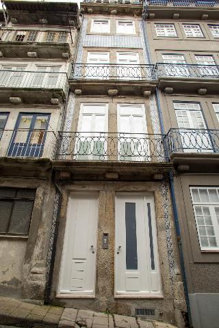 Гостиница Porto and Clerigos Views by Porto City hosts
