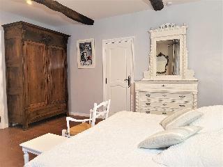 Hotel B&B With Charm - Quiet With Kitchen & sw Pool