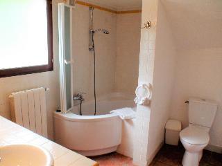 Hotel B&B With Charm - Quiet With Kitchen & sw Pool