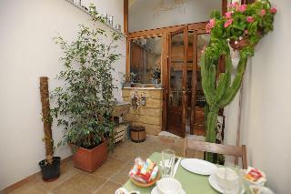 Hotel Arco Ubriaco