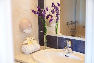 Гостиница Mayfair  Paphos