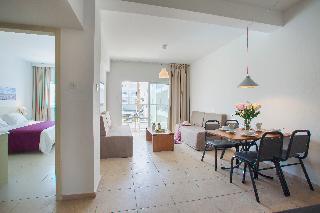 Гостиница Mayfair  Paphos