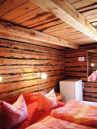 Hotel Tuukkalan tila B & B