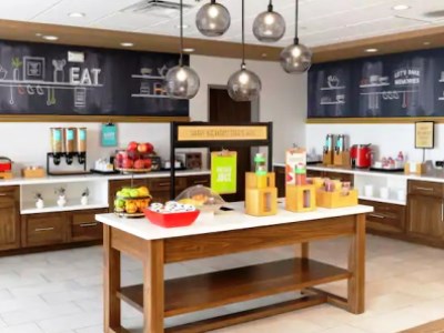 Гостиница Hampton Inn And Suites Benton Harbor