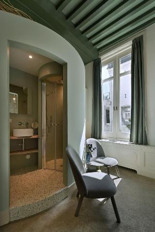 Гостиница The Place 2 Bnb