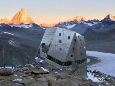 Hotel Monte Rosa Hut