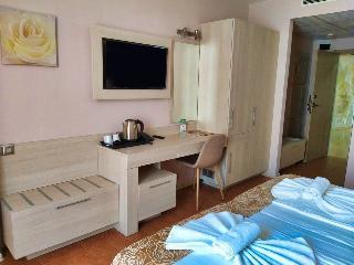 Aphrodite Beach Hotel