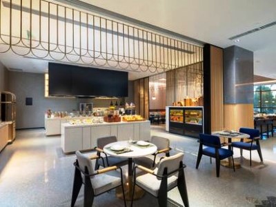 Гостиница Hilton Garden Inn Changde Dingcheng