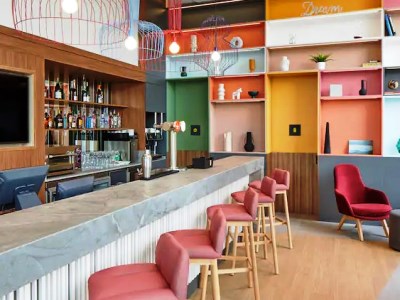 Гостиница Hampton by Hilton Barcelona Fira Gran Via