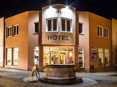 Hotel Pangea