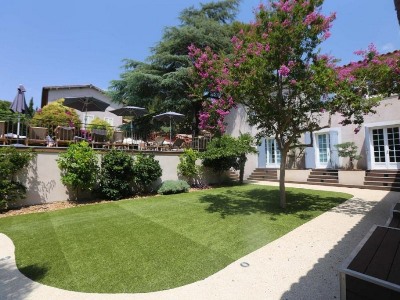 Гостиница Les Jardins De Cassis