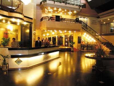 Hotel Regent Plaza And Convention Centre
