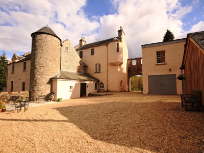 Hotel Duchray Castle