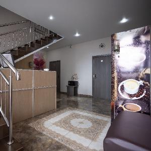 Rich Hotel