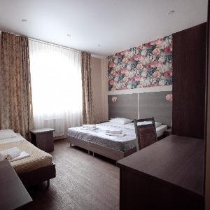 Rich Hotel
