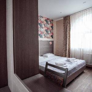 Rich Hotel